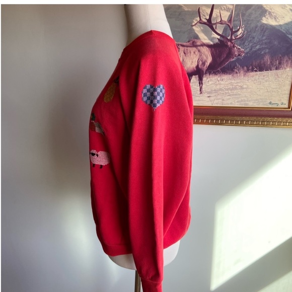 Vintage Embroidered Sweatshirt - Picture 2 of 6